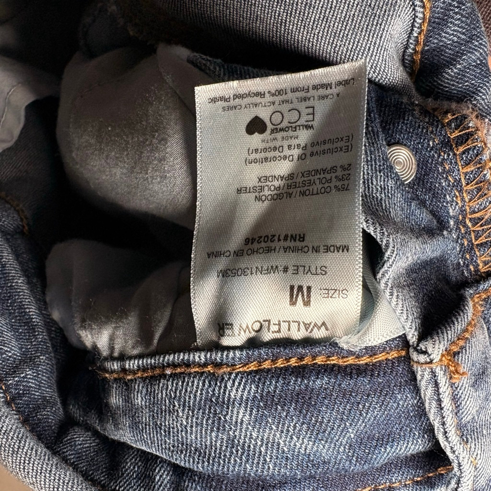 Women's WallFlower Blue Denim Distressed‎ Overall Shorts M - Picture 3 of 5
